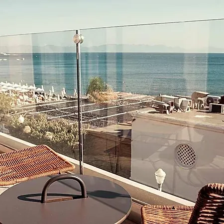 Meni Rhodes