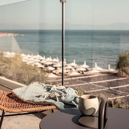 Meni Rhodes עיר רודוס