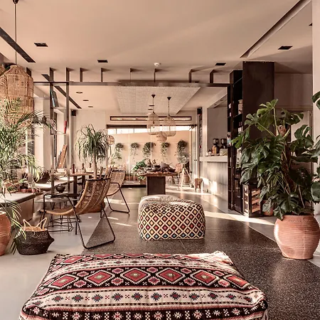 Meni Rhodes מלון 5*