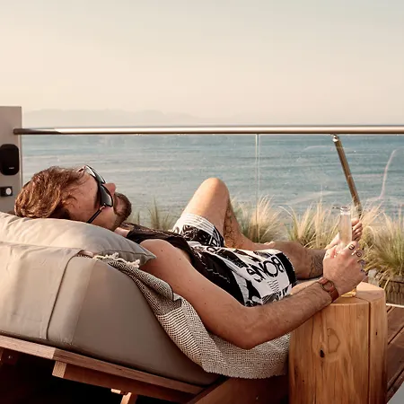 מלון Meni Rhodes 5*